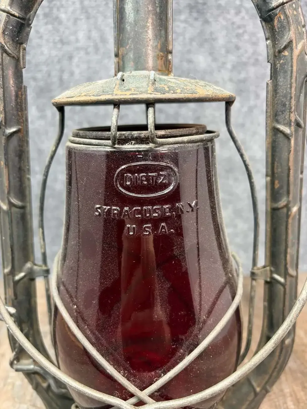 Vintage Dietz Monarch Tubular Barn Lantern w/Fitzall Loc-Nob Red Glass Globe GUC